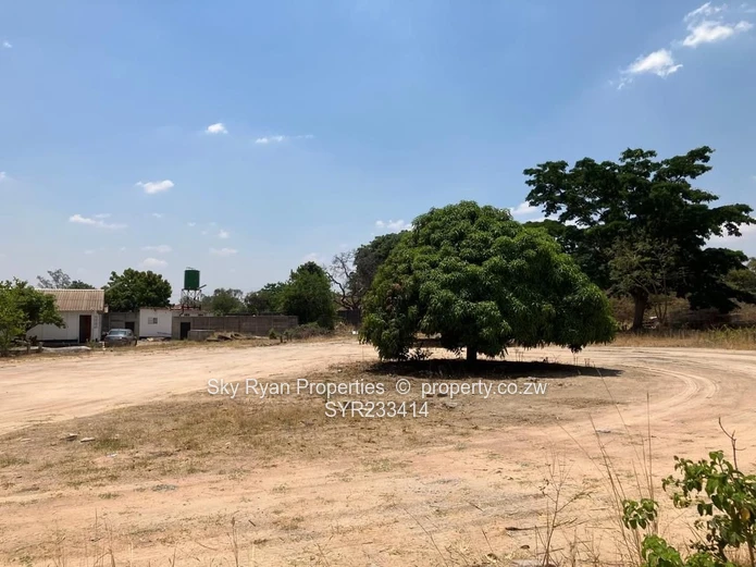 Hatfield Land To Let