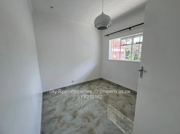 Duplex Garden Flat to let 