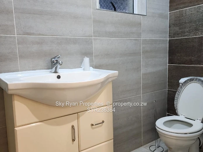 Ballantyne Park Complex Property To Let