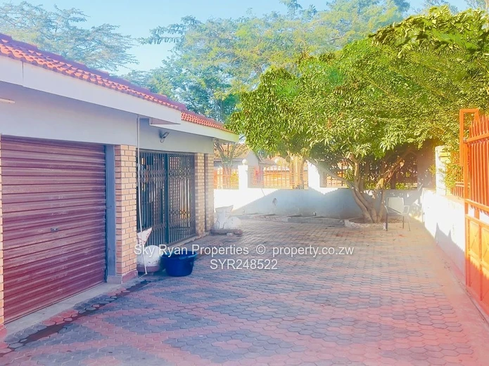 Waterfalls, Mainway House For Sale