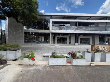 Shop & Retail Property