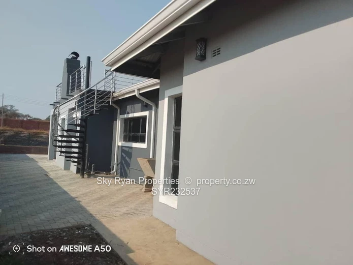 Nyeredzi Ridge House For Sale