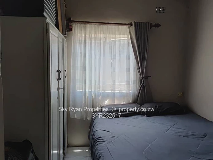 Glen Norah B House For Sale