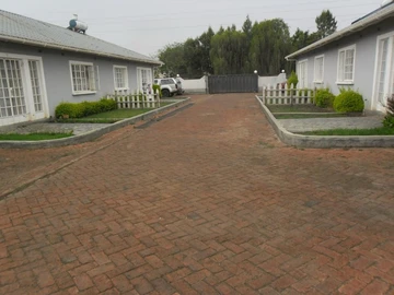 2 Bedroom Garden Flat