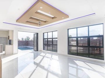 4 Bedroom House
