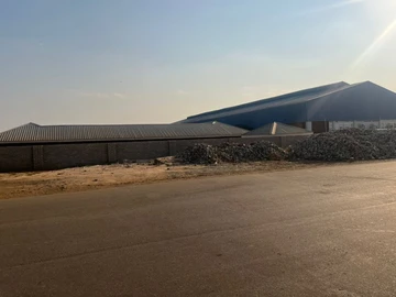 Commercial & Industrial Land