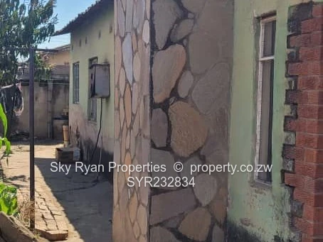 Glen Norah House For Sale 