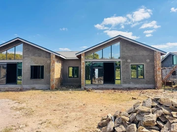 3 Bedroom Flat & Apartment