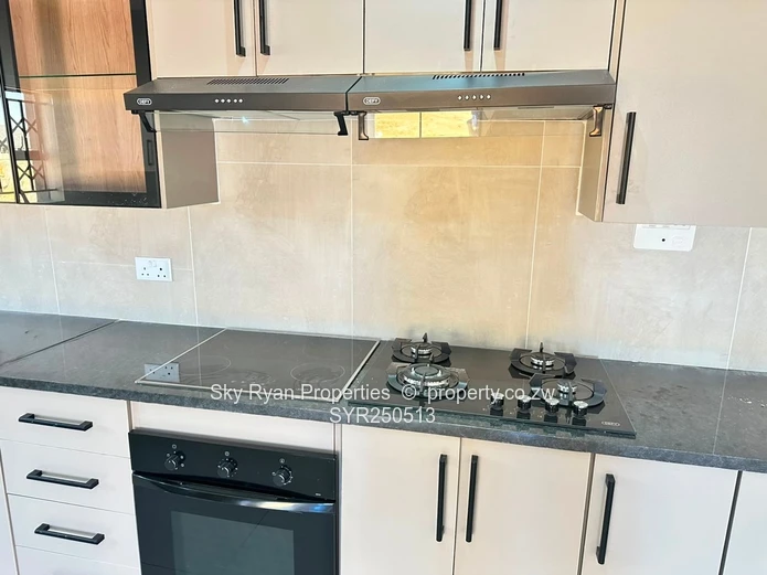 Manresa Cluster unit to let  