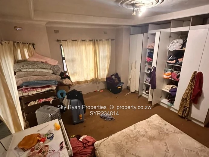 Sandton Phase 1 House For Sale