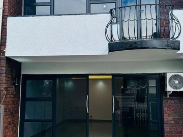 2 Bedroom Garden Flat