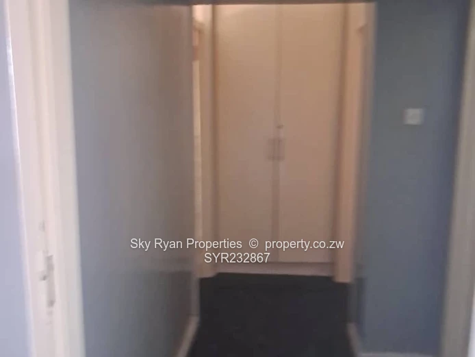 Waneka 2 Bed Flat For Sale