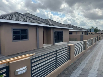 4 Bedroom House