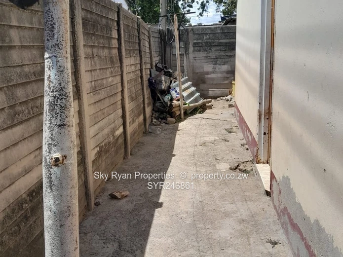 Chitungwiza House For Sale