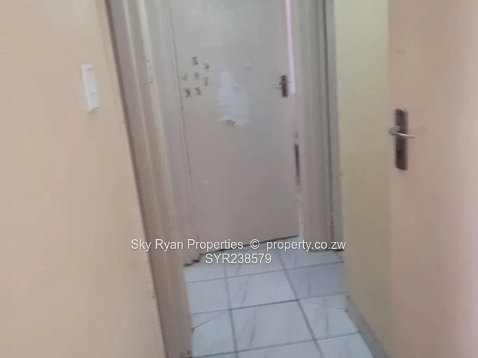 Hatfield Garden Flat For Sale