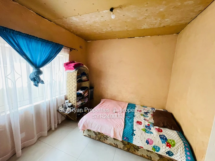 Damafalls 3 Bedroom House for Sale!*