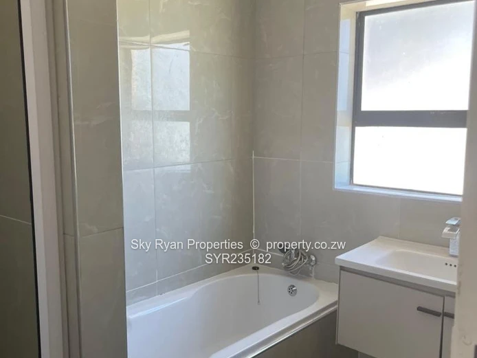 Mabelreign Sentosa Garden Flat For Rent