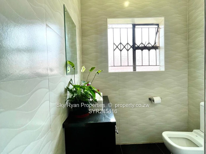 Borrowdale Pomona House For Sale 