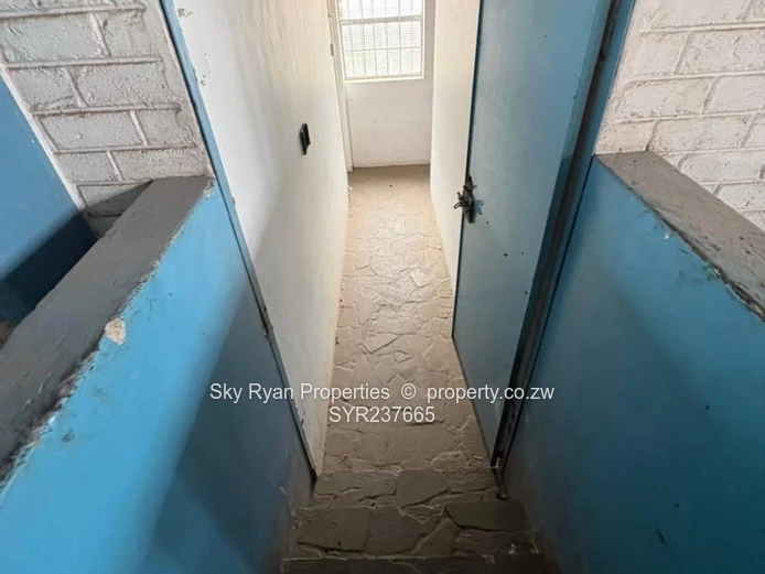 Msasa Industrial Warehouse To Rent