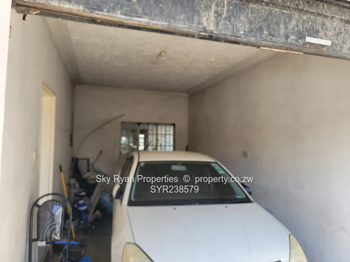 Hatfield Garden Flat For Sale