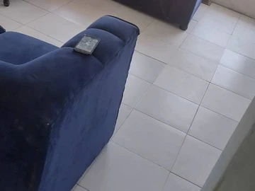 2 Bedroom Flat & Apartment