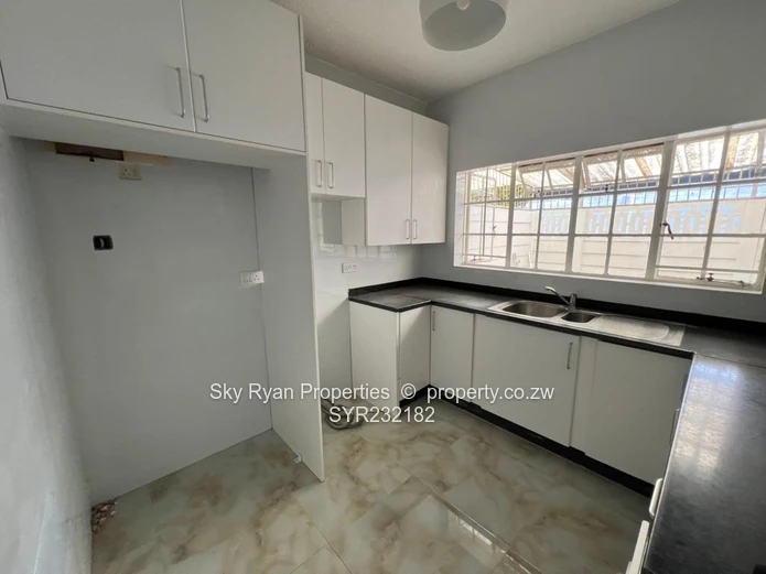 Duplex Garden Flat to let 