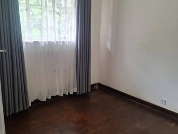 3 Bedroom Flat & Apartment