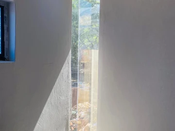 2 Bedroom Flat & Apartment