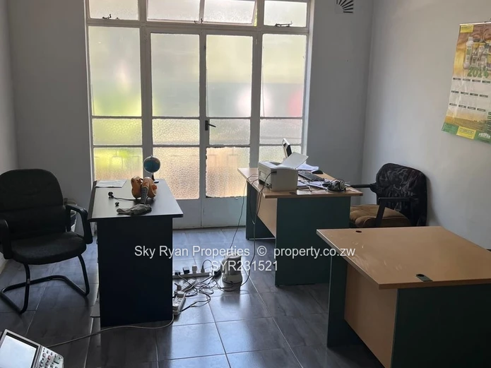 Harare Cbd Block Flat For Sale