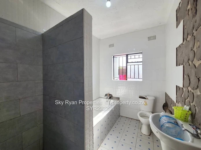 Mainway Meadows House For Sale 