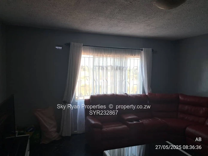 Waneka 2 Bed Flat For Sale