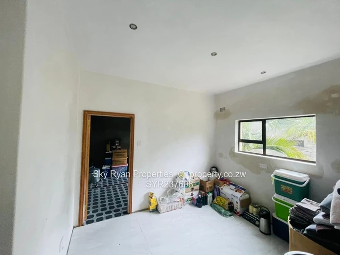 Glen Lorne Mothercare Double Storey For Sale