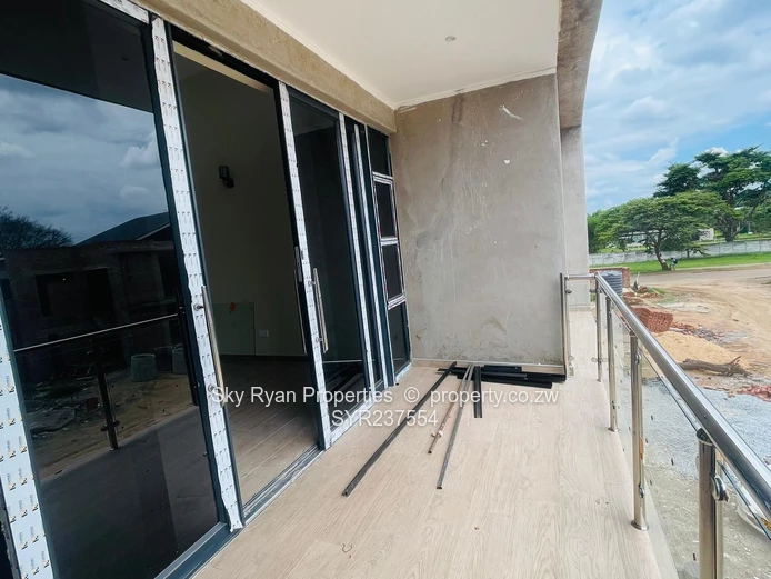 Monavale Pagomo Mews Villa For Sale 