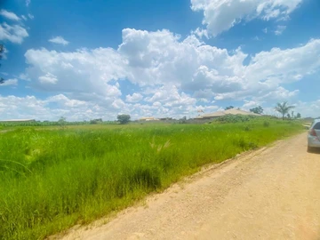 Commercial & Industrial Land