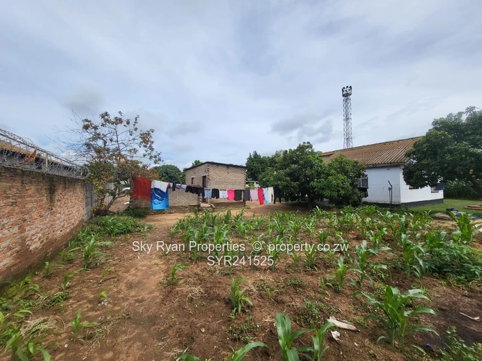 Budiriro 4 Stand For Sale