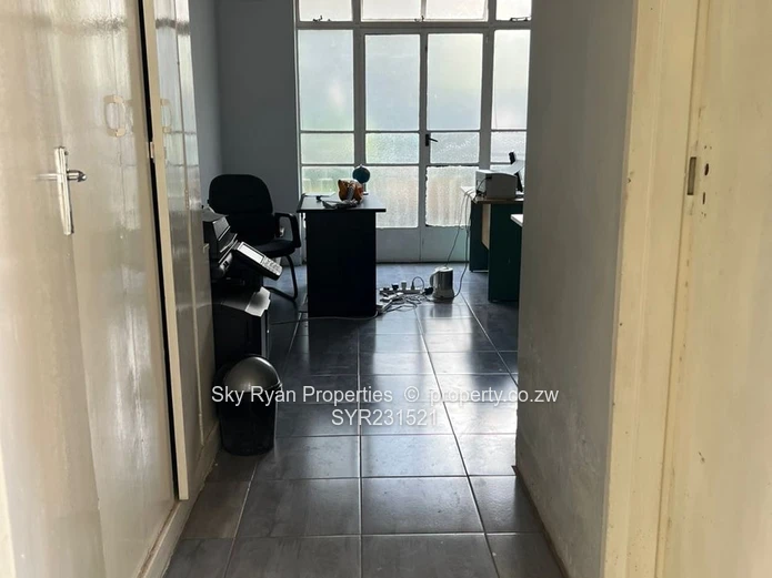 Harare Cbd Block Flat For Sale