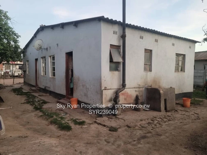 Mufakose House For Sale