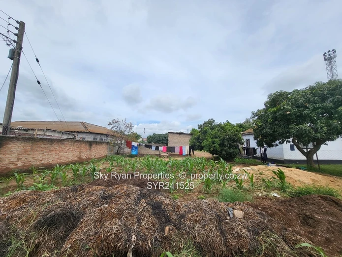 Budiriro 4 Stand For Sale