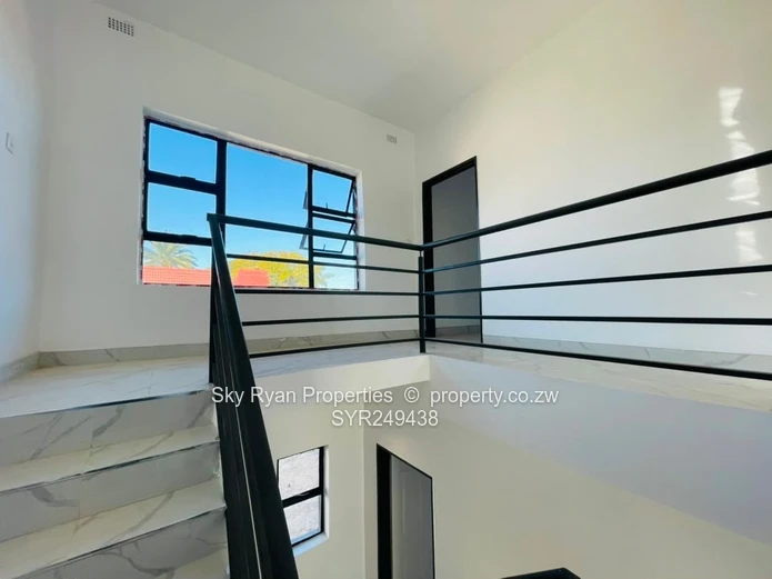 Avondale West Duplex Flat To Let
