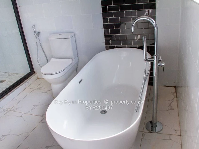Borrowdale Hogerty hill Villa to let 