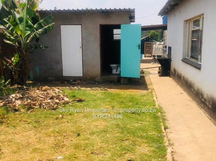 Pomona Commercial Property For Sale