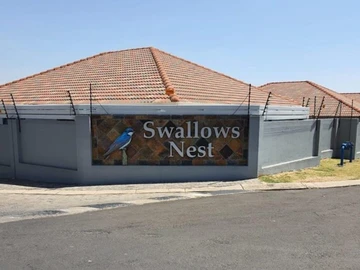 3 Bedroom Flat & Apartment
