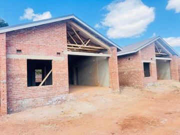 3 Bedroom Flat & Apartment