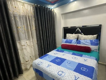 3 Bedroom Flat & Apartment