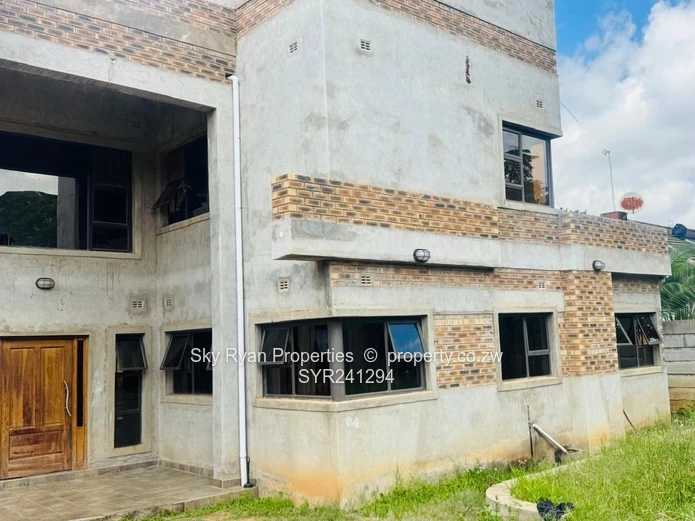 Avondale West Double Storey For Sale 