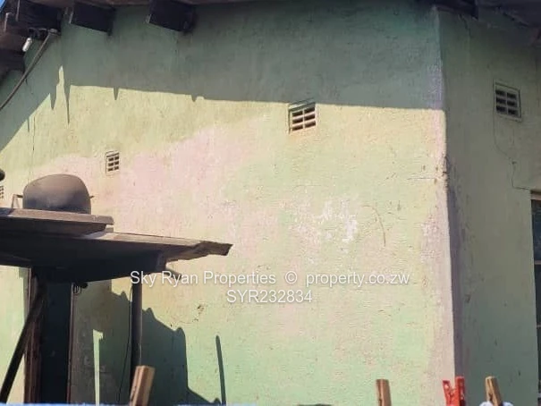 Glen Norah House For Sale 