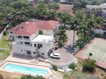 6 Bedroom House