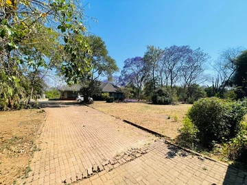 Commercial & Industrial Land