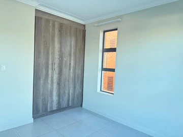 3 Bedroom Garden Flat