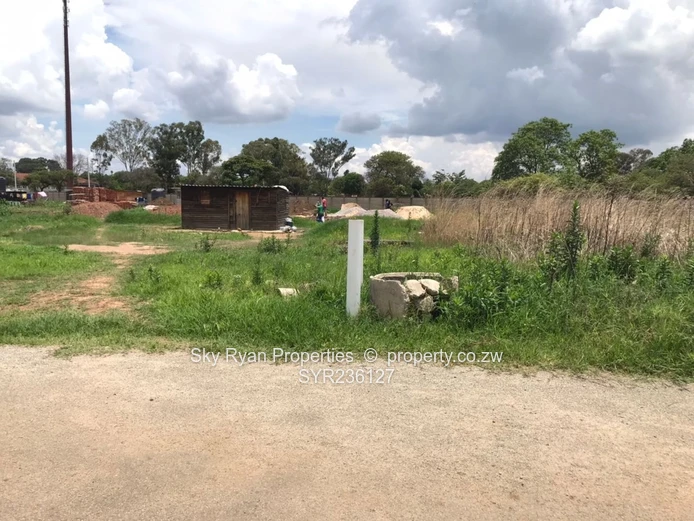 Mabelreign Cluster Stands For Sale